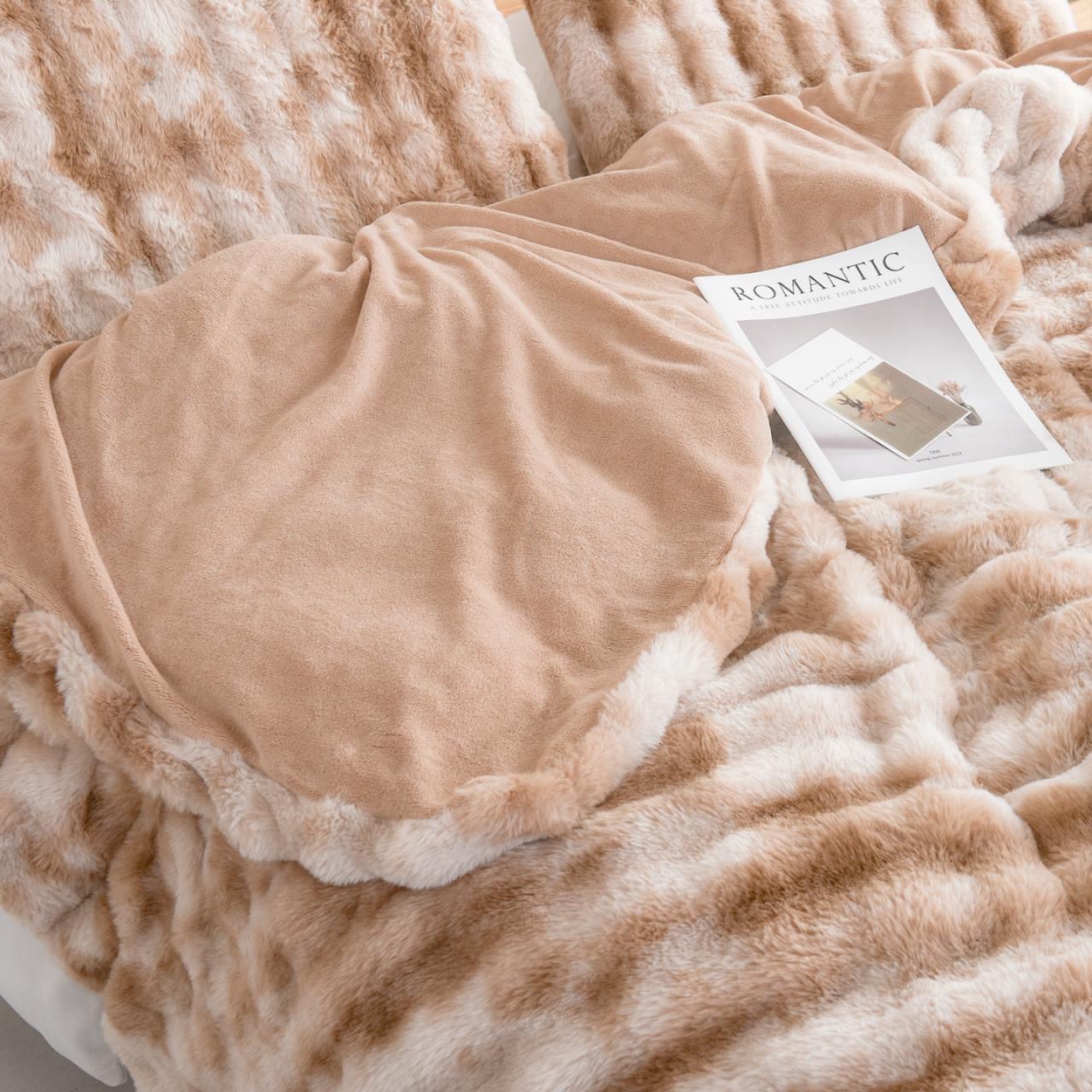 Σετ Γούνινη Παπλωματοθήκη & Μαξιλαροθήκες - Image 8